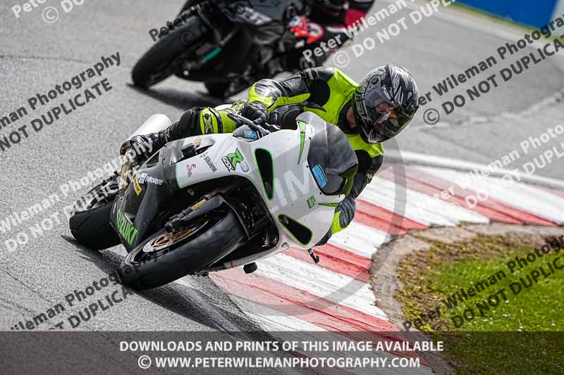 donington no limits trackday;donington park photographs;donington trackday photographs;no limits trackdays;peter wileman photography;trackday digital images;trackday photos